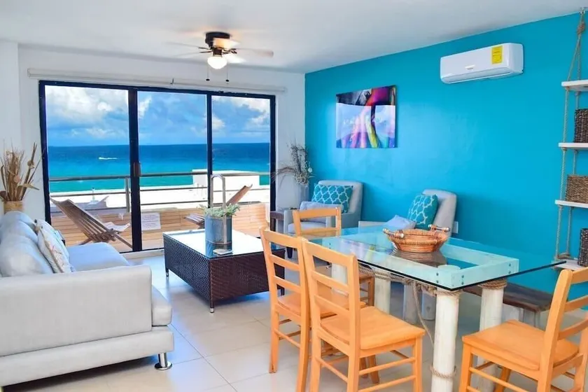 Beautiful 2 levels apartment at the best beach area of Cancun hotel zone.... - Image 1