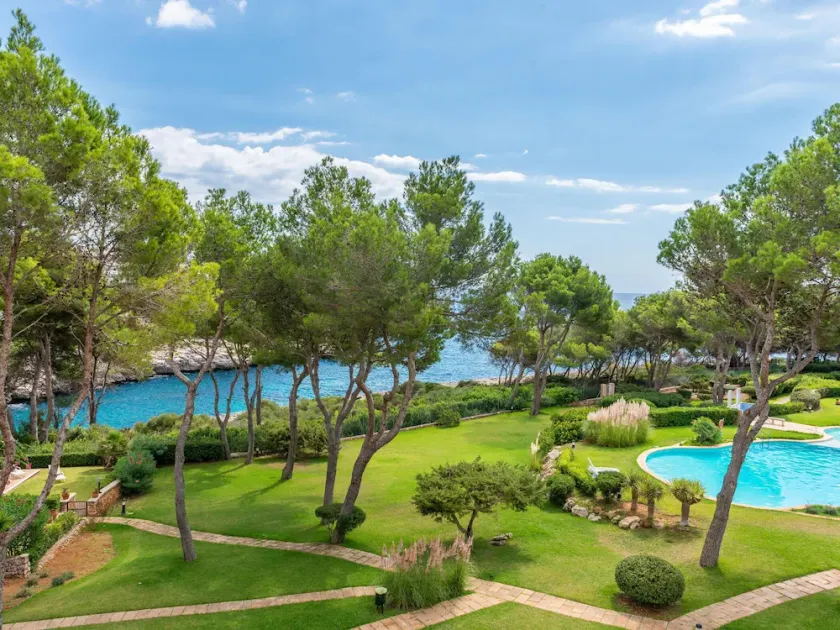Apartment in Jardin del Rey with pool and beach 100m away - Image 1