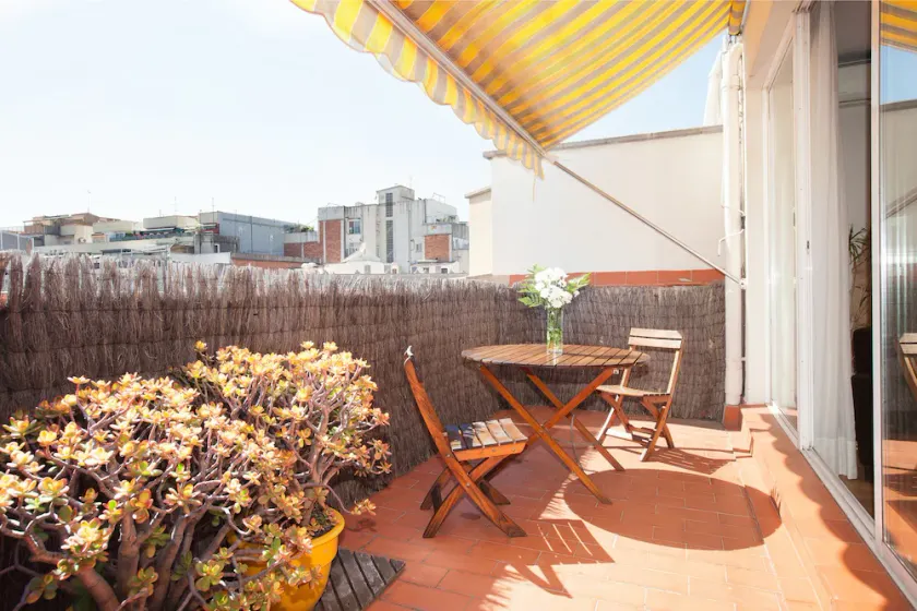 Très ensoleillé. Appartement 2 BR avec Terrasse - Image 1