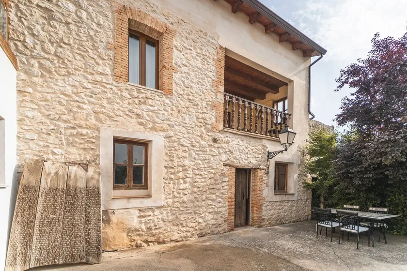 Casa di campagna 'El Pico' con vista sulle montagne, terrazza privata e Wi-Fi - Image 1