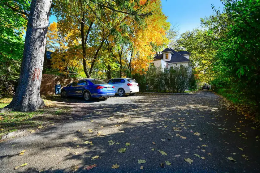 Top-Floor Princeton Condo w/private balcony - Image 1