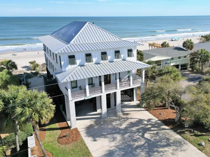 Over Easy Beach House - Construit été 2019 - Image 1