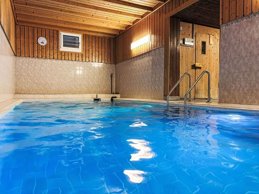 Dejlig lejlighed for 6 personer med WIFI, pool, TV, balkon og panorama udsigt - Image 1