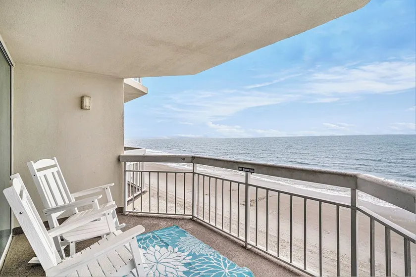Water's Edge Resort 1002 - Image 1