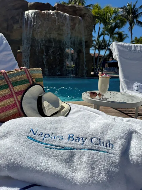 Vi er # 1 for en grund: 5 Star Luxury på Naples Bay Resort Great priser også! - Image 1