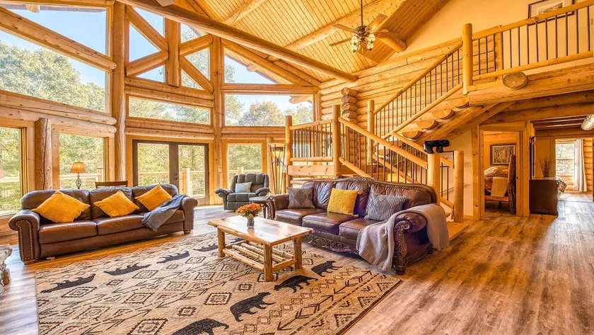 Private Mountain Cabin Getaway in Sylva - Image 1
