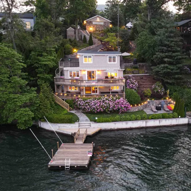 Worth Every Step to Lake's Edge Direct Lakefront-Private Docks, Fire Pit, EV Chg - Image 1