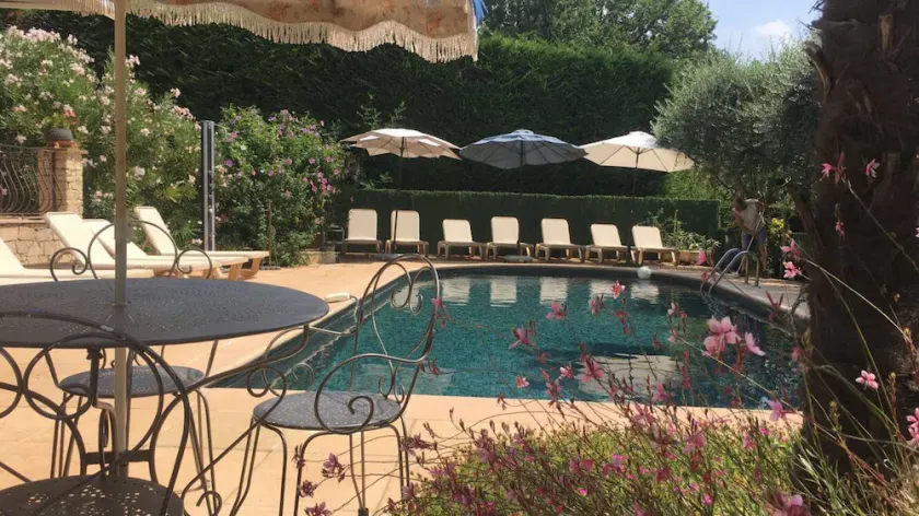 Klimatisierte Familienvilla mit beheiztem Pool,ruhig gelegen zwischen Meer - Image 1