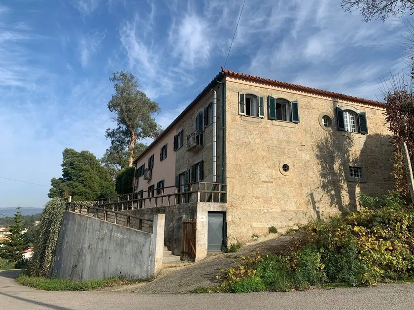 5 Bedroom Cottage in Ribeiradio - Image 1