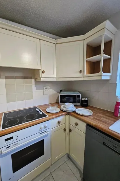 Cozy Egremont Apartment with free parking & wifi - Image 1