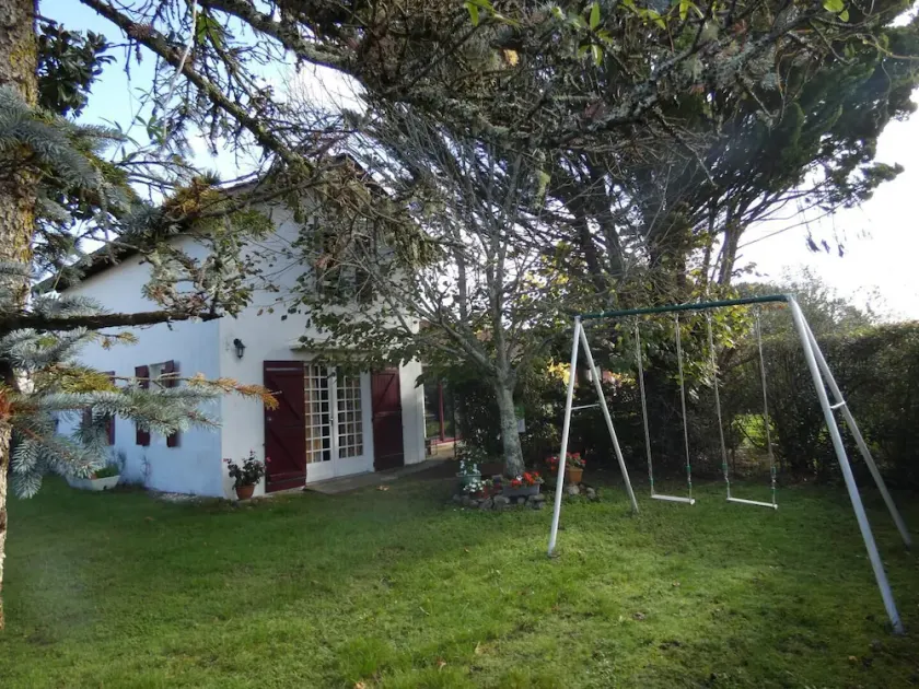 Au bourg - Image 1