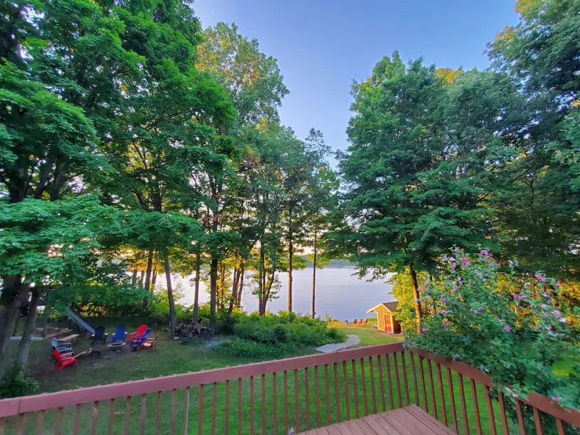 Lakefront Home - Private Dock - Sleeps 20+ - Image 1
