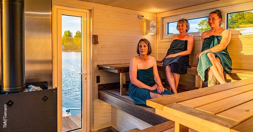 Floating Apartments at Rechlin Marina by Kuhnle-Tours - Image 1