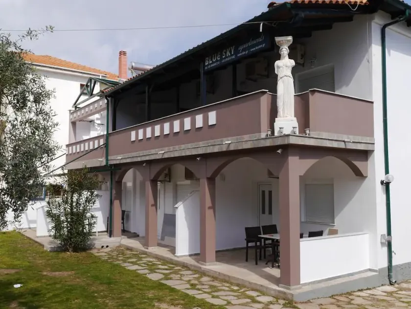 Blue Sky Villas - Image 1