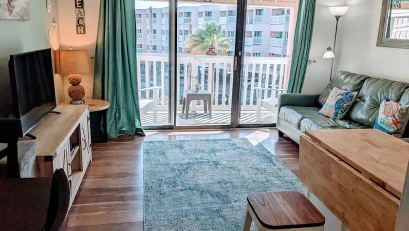 Remodeled Surfside Retreat with Beach Access - Image 1