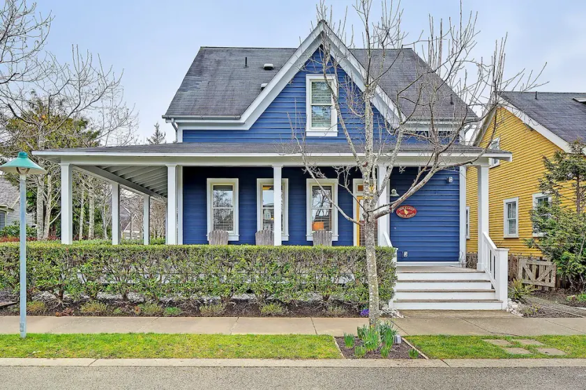 *NEW* Seabrook's Our Family Beach House: Dog Friendly, Hot Tub! - Image 1