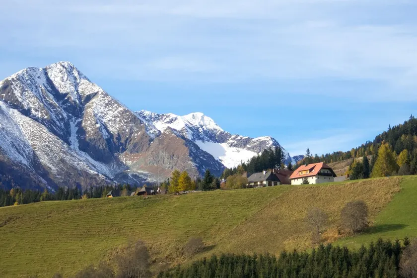 big, spacey house in best location, secluded and sunny - Image 1