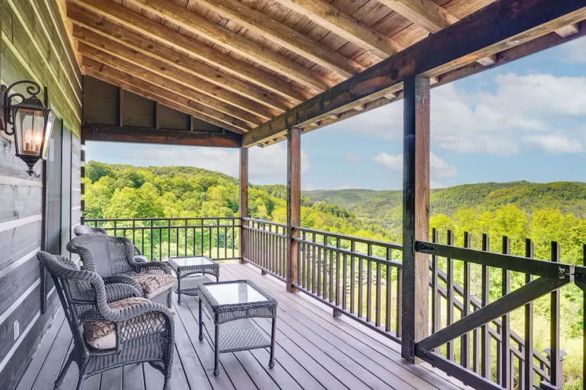 95-acre Countryside Estate! Luxe Vermont Farmhouse - Image 1