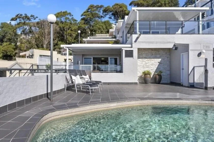 Ocean Views, Direct Access to Pool, North Facing - Image 1