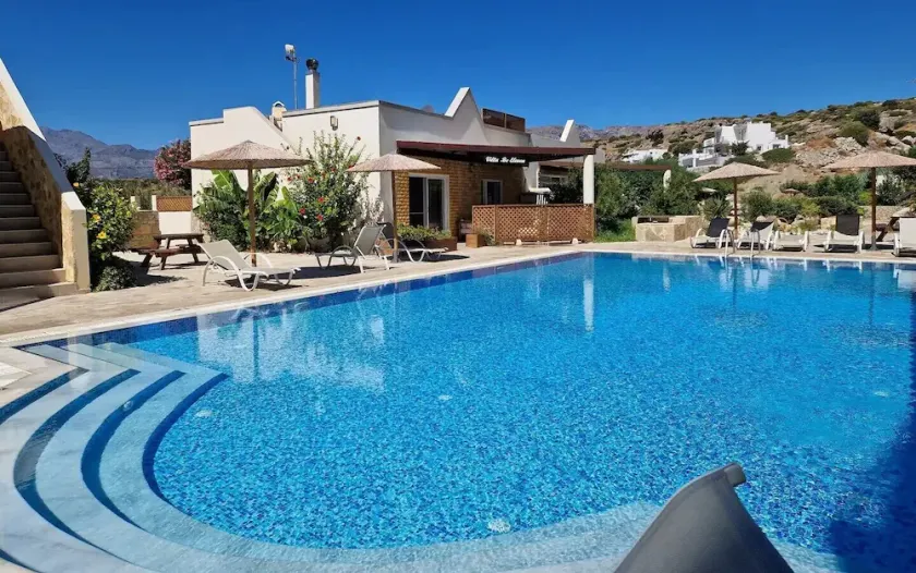 BH126 - R - Villa Makry Gialos - Image 1