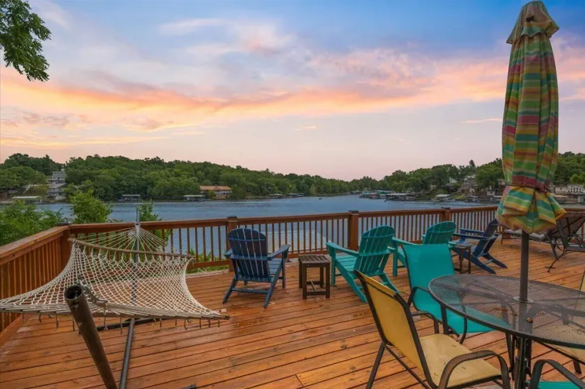 Lakefront Fishing Retreat w/ Dock, Hot Tub & Deck Views - Image 1