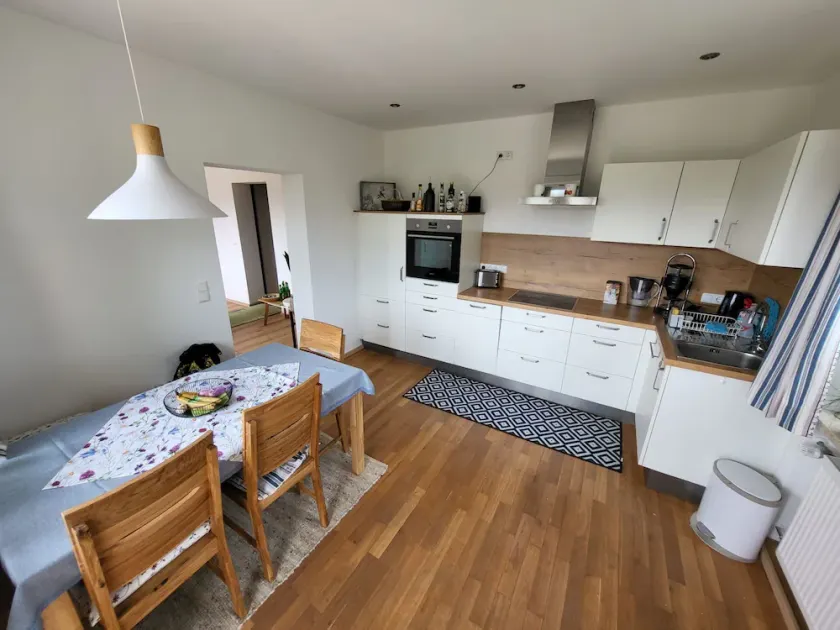 Ferienwohnung Hochfelln mit 2 Schlafz.m. je Du-wc, 80 m² bis 4 Personen im EG, Terrasse - Image 1