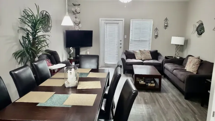 FABULOUS Padre Island Townhouse 3 Bed/3 Bath - Sleeps 10 - Image 1