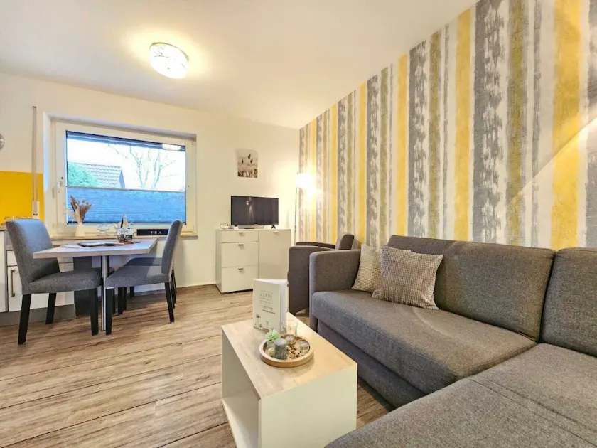 Comfortable Beeke Mienhus Norddeich Vacation Apartment with a Terrace and Garden - Image 1