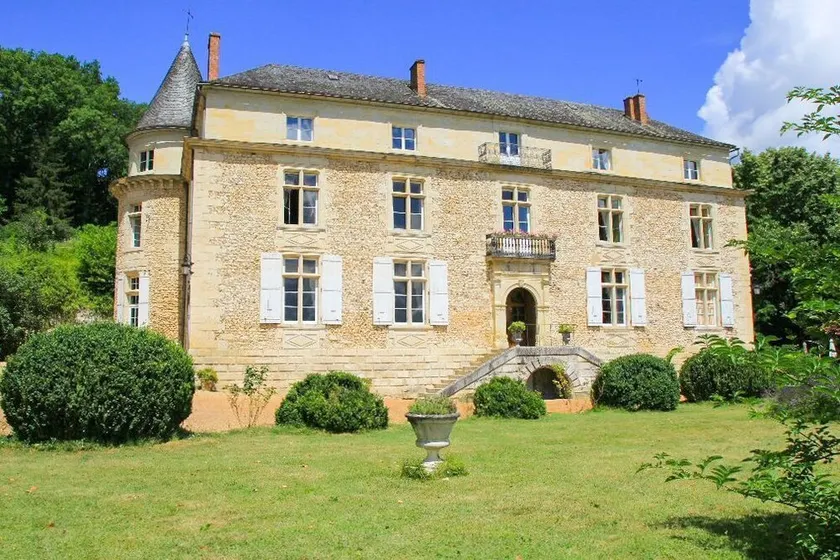 Chateau Des Bois - Six Bedroom Castle, Sleeps 12 - Image 1