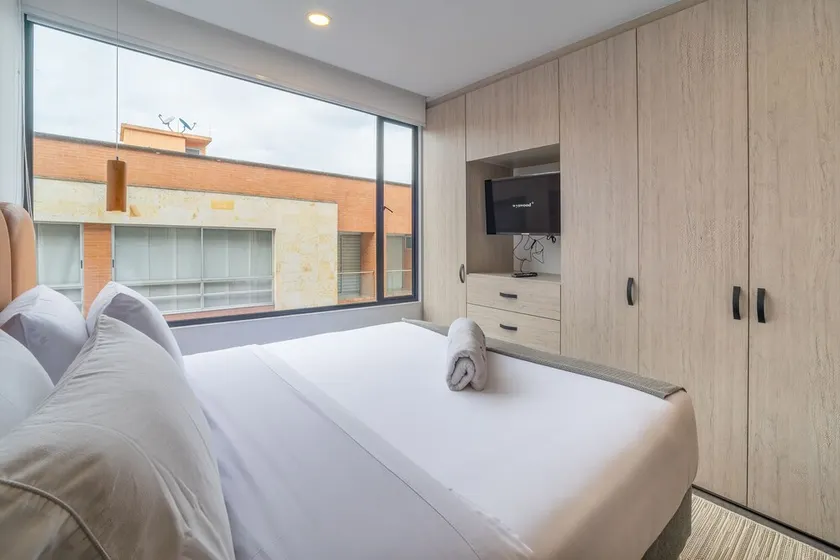 Valmont by Wynwood House - Image 1