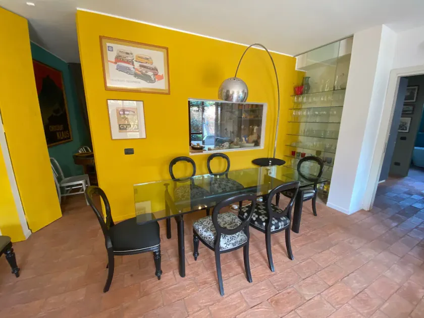Appartamento con Giardino Privato sul Naviglio Grande a due Passi Dalla Movida - Image 1