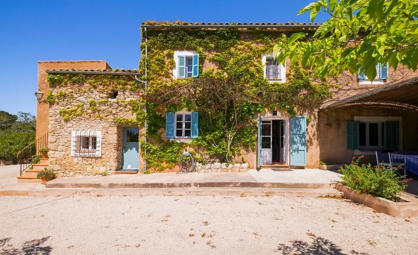 Natural Stone Villa with Pool – Villa \"Baix d'Or\" - Image 1
