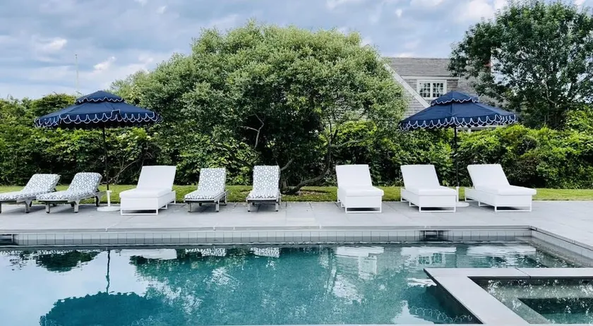Sconset Oasis Private Home ~ New Poolhouse/Cabana,Spa,Firepit Coastal Chic Decor - Image 1