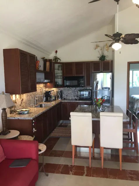 Affordable Luxury-Newly Renovated Beachfront Condo-Vacation Paradise - Image 1