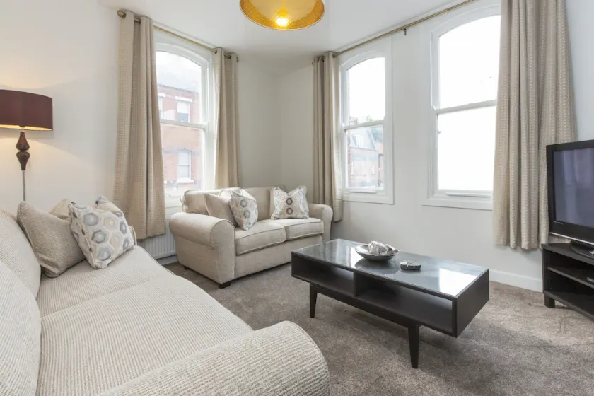Portland Apartment - sleeps 3 guests  in 2 bedrooms - Image 1