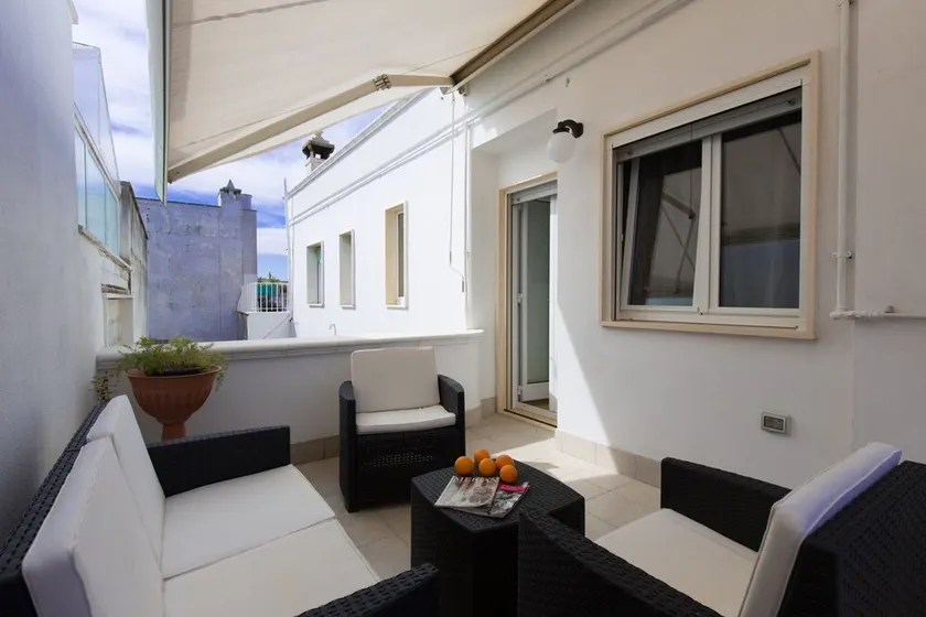 Sur les toits: appartement confortable et moderne avec espace extérieur - Image 1