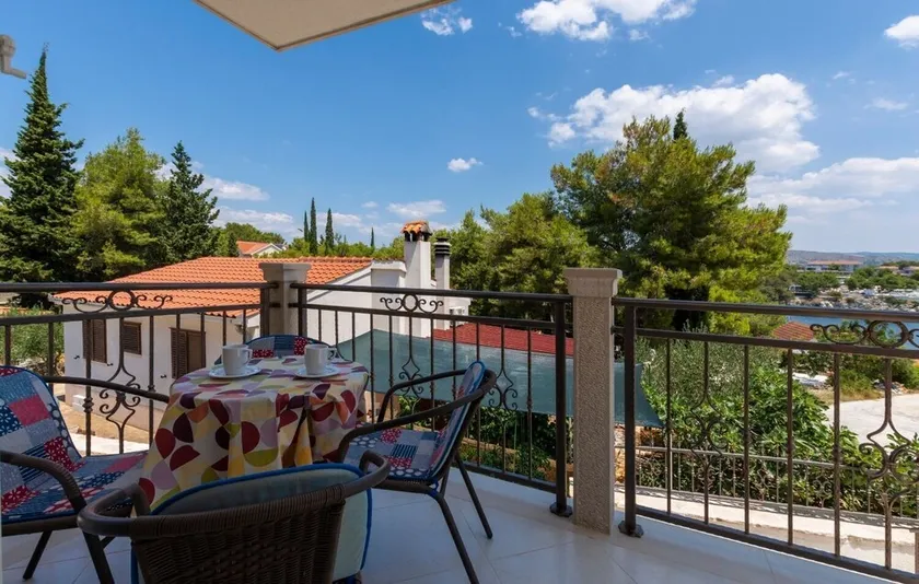 Apartments Dalis - Image 1