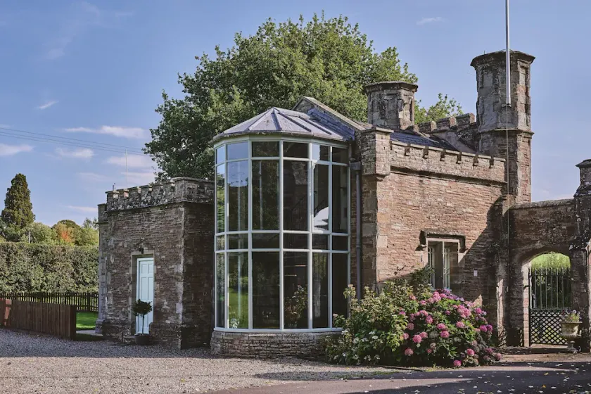 Victoria Lodge - Luxury Cottages - Image 1
