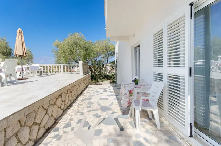 Apartments Zorka (81561-A2) - Rab - island Rab - Image 1