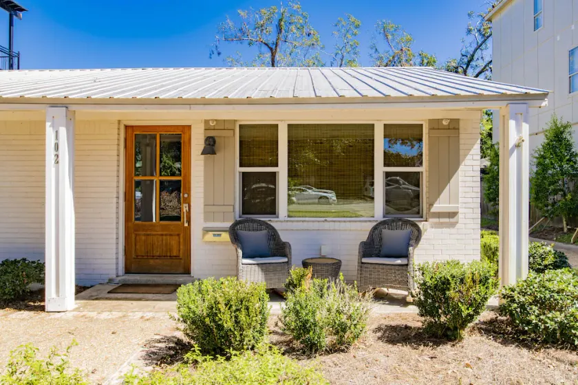 Downtown Fairhope Cottage - Image 1