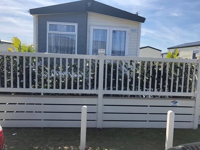 Rummelig dejlig sommerhus, ny 2019 campingvogn - Image 1