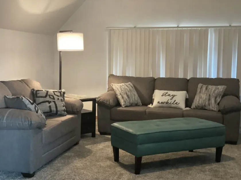 Great Upper Apartment - Image 1