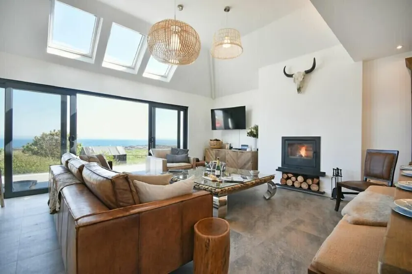 WATERS EDGE BEADNELL (HARBOUR ROAD), pet friendly in Beadnell - Image 1