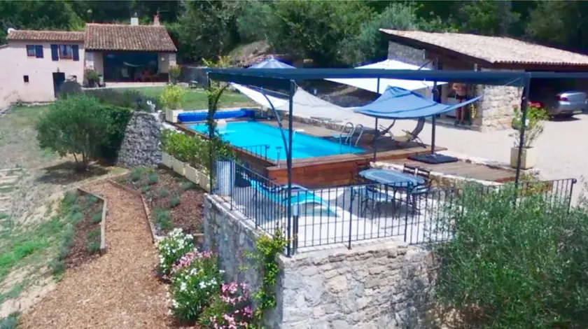 Hibou Lodge - Belle maison  climatisée avec Piscine à TOURRETTES (83) - Image 1