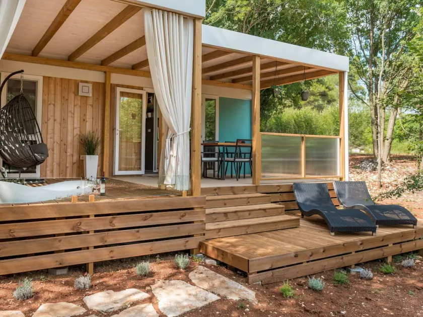 Skøn privat feriebolig for 4 personer med klimaanlæg, WIFI, TV, terrasse og kæledyr tilladt - Image 1