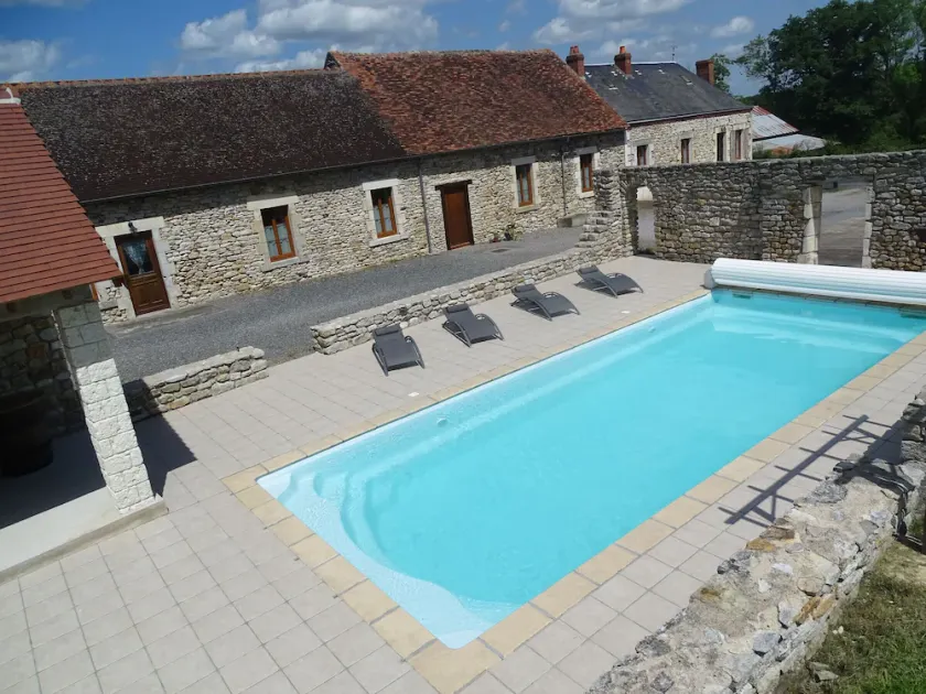Gemütliche Landhaus mit großem Garten und Pool in ruhiger Lage im Herzen der Natur - Image 1