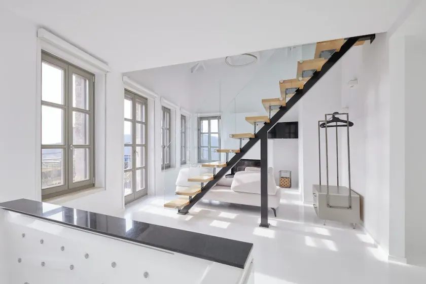 Clock Tower suite 1 - Image 1