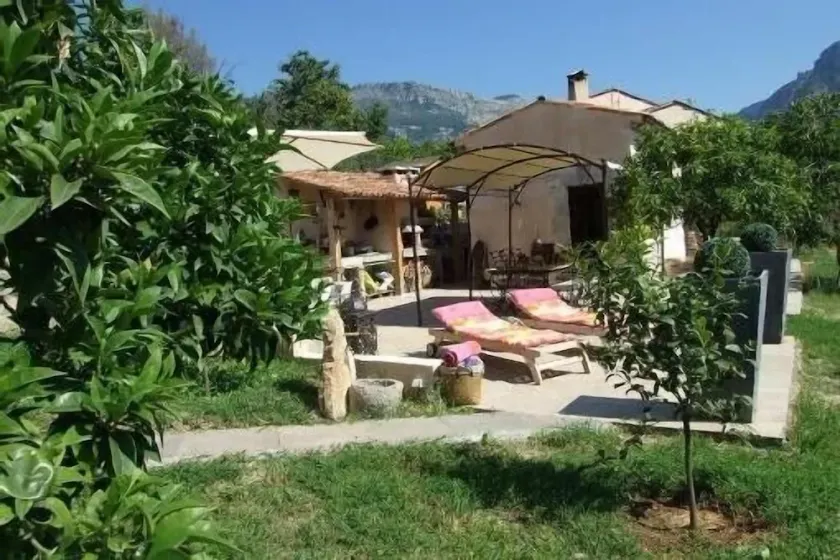 Mazet med privat pool og terrasse 100m², raffinerede fordele - Image 1