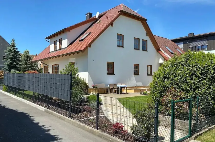 Ferienwohnung Am Berg - Image 1