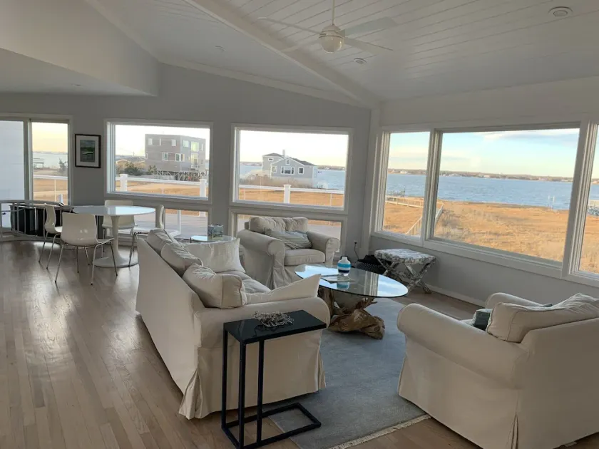 4 Bedroom Bayfront Home on Dune Rd - Image 1